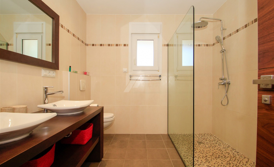 BP3204-Villa-for-sale-Moraira-Alicante-Spain-20