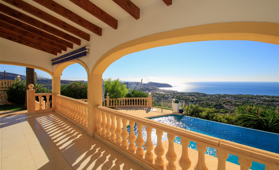 BP3204-Villa-for-sale-Moraira-Alicante-Spain-4