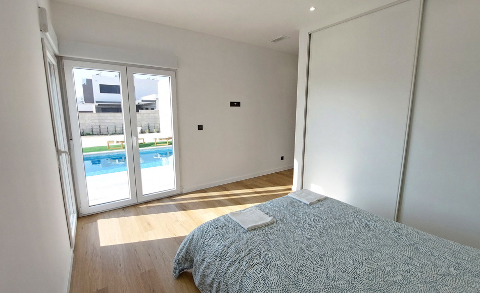 mutxamel-chalet-villa-moderna-piscina13b