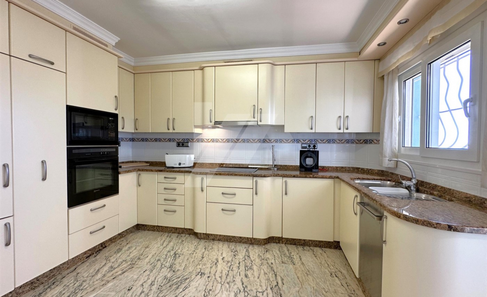 BP3395-Villa-for-sale-Moraira-Alicante-Spain-11