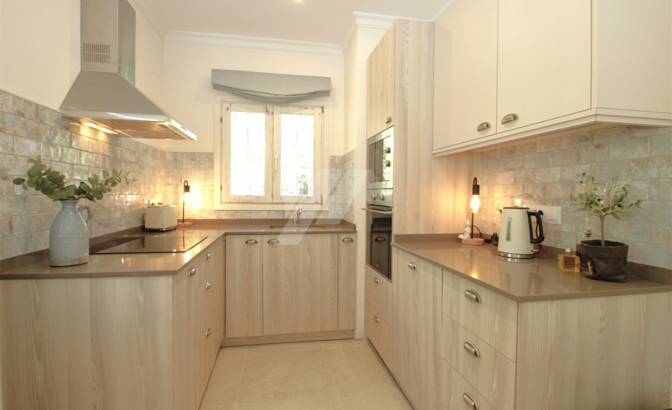 BP3421-villa-for-sale-Moraira-Alicante-Spain-16