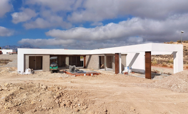 chalet-mutxamel-piscina-moderno-venta1