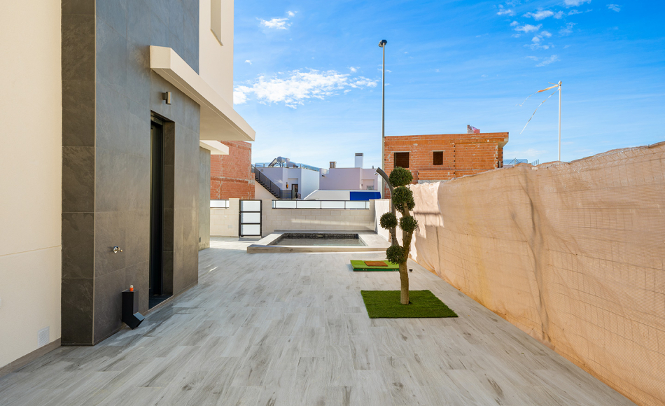 detached-villa-pool-for-sale-benijofar8