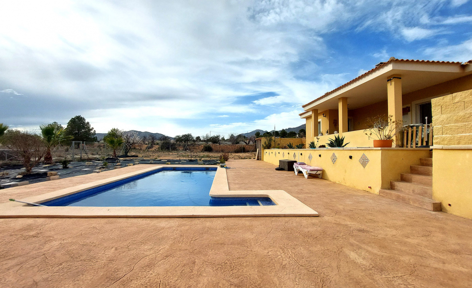 la-canalosa-hondon-chalet-piscina-venta3